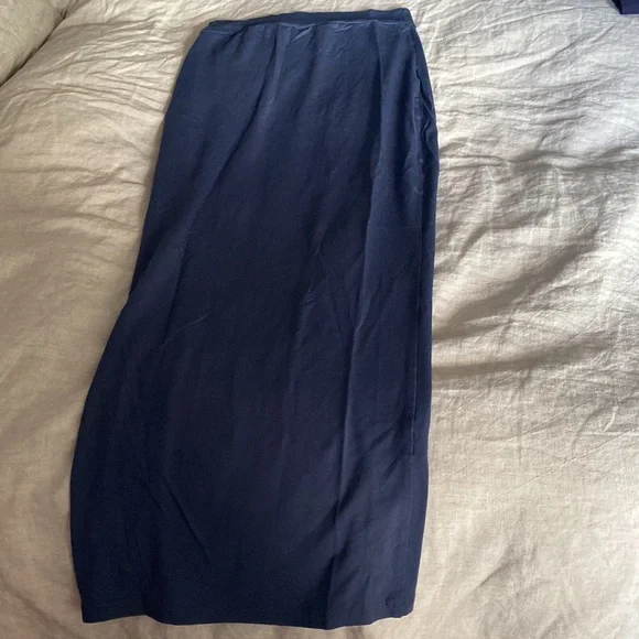 Maxi Skirt - Picture 4 of 4